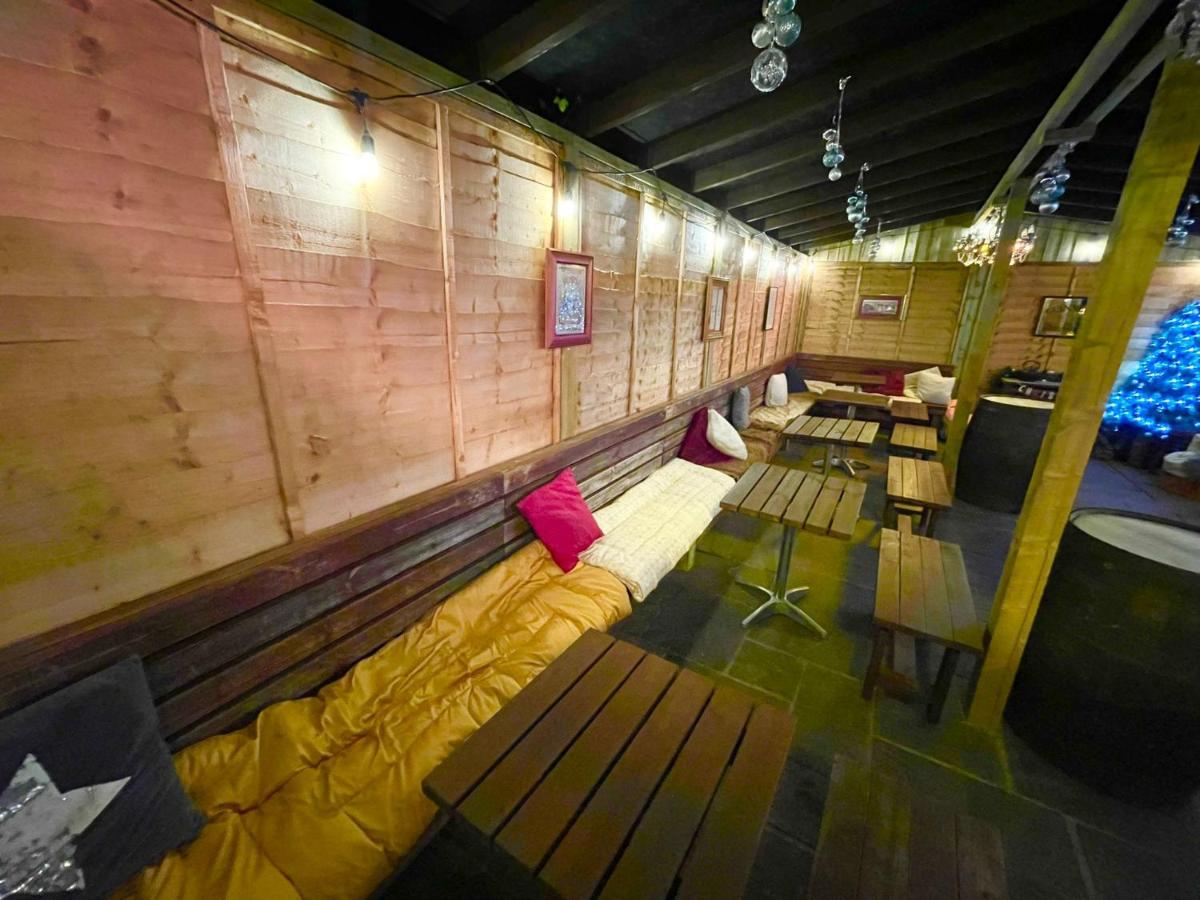 Peak Hotel Castleton Каслтон Екстер'єр фото