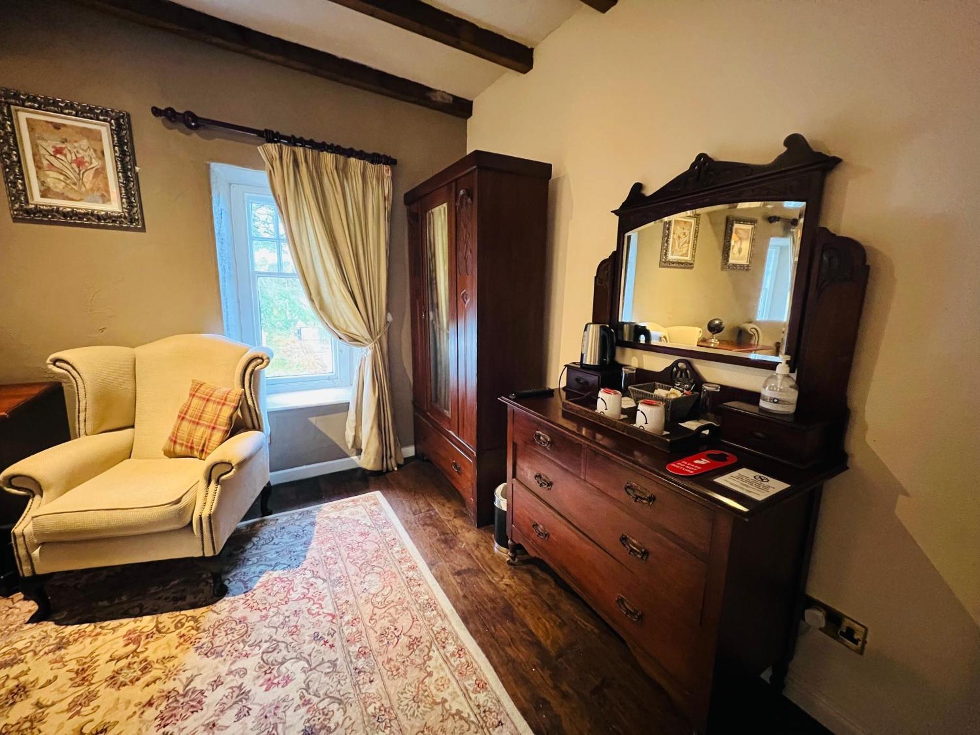 Peak Hotel Castleton Каслтон Екстер'єр фото